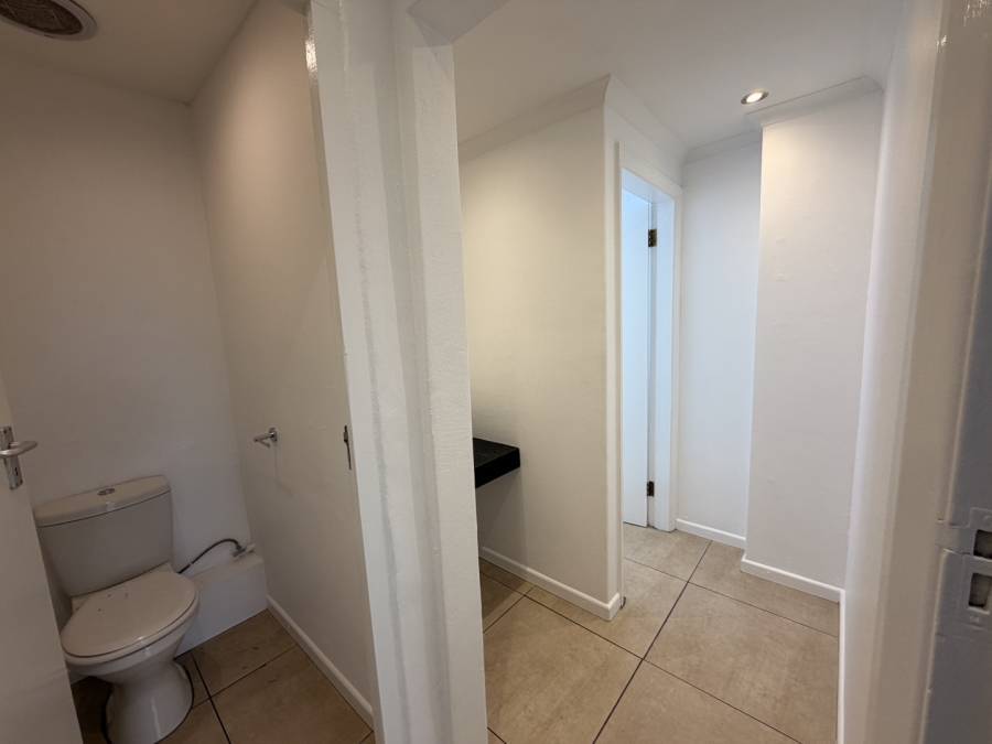To Let Commercial Property for Rent in Green Point Western Cape